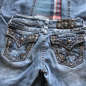 Boot cuz miss me jeans